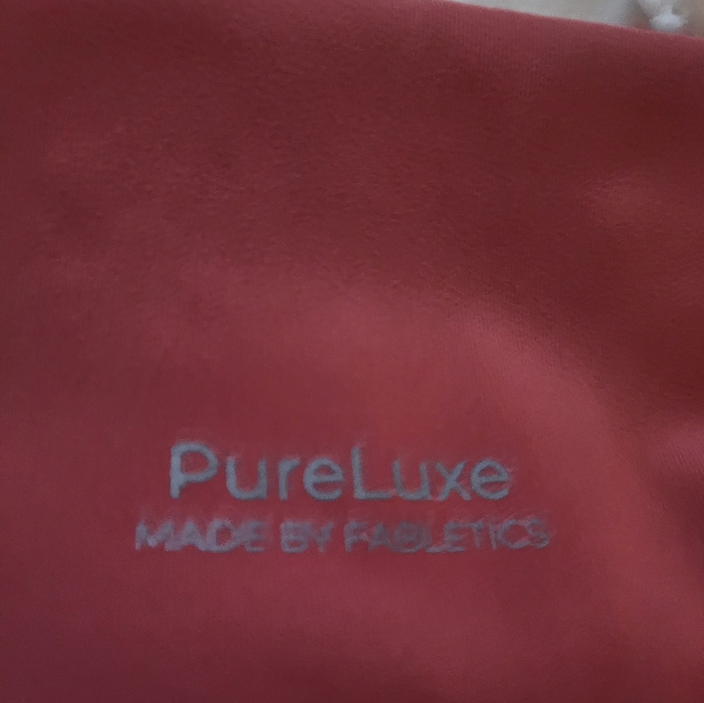 Fabletics bundle - Picture 2 of 2